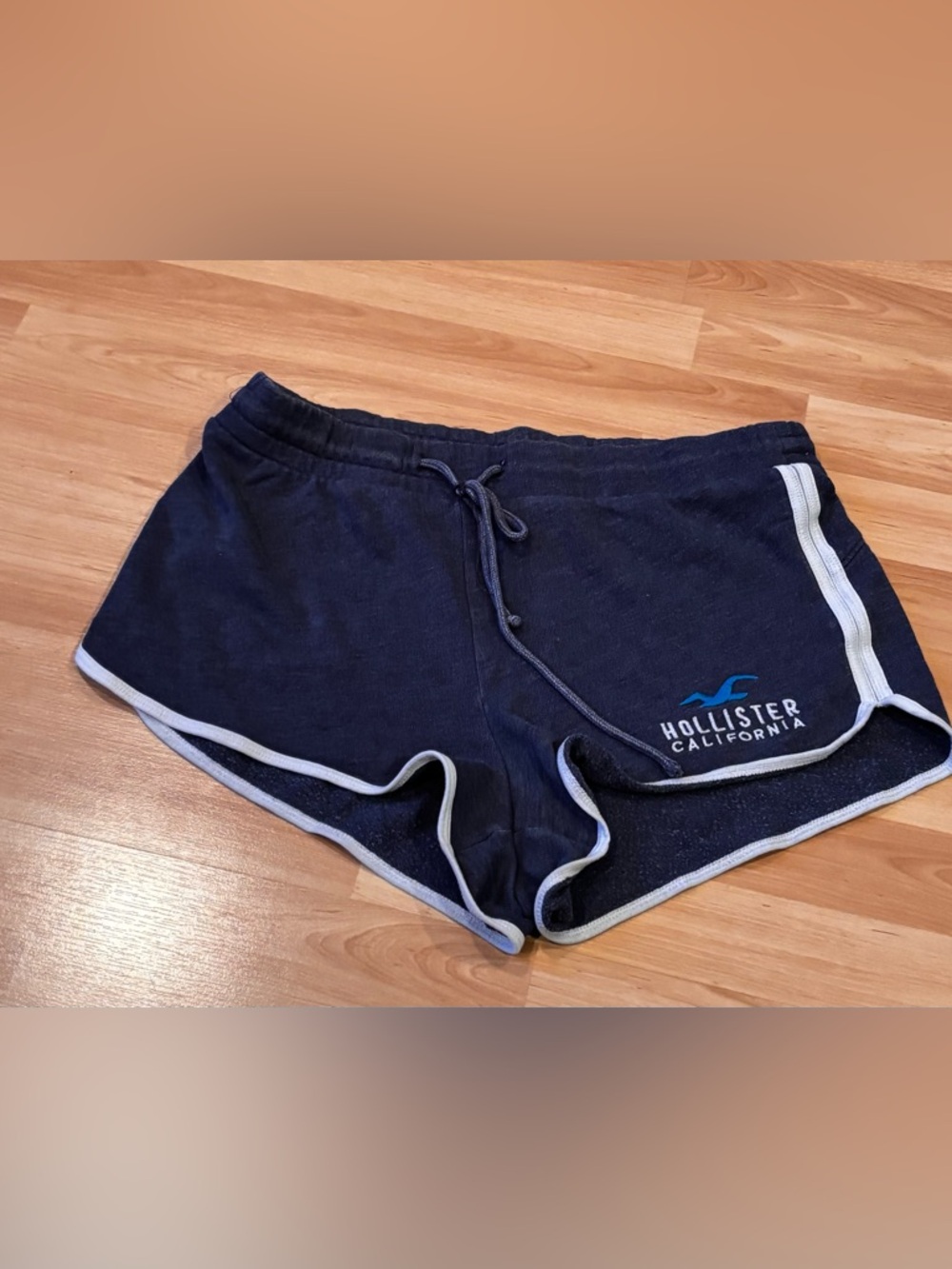 Hollister Navy Y2K ‎ Shorts with Contrast Trim